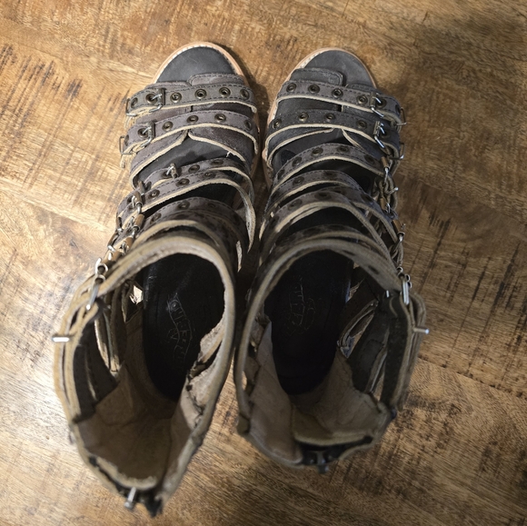 Freebird By Steven Cassandra Booties - Picture 9 of 14